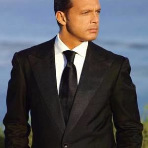 Meet your Posher, Luis